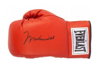 MUHAMMAD ALI SIGNED BOXING GLOVE