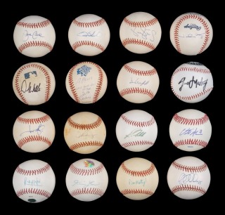 NEW YORK YANKEES 1980s to 2010s SIGNED BASEBALLS GROUP OF 18