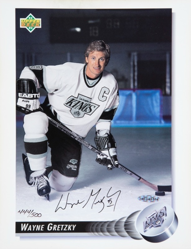 WAYNE GRETZKY SIGNED LARGE HOCKEY CARD IMAGE - UDA