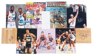 BASKETBALL HALL OF GAME INDUCTEES SIGNED PHOTOGRAPHS AND EPHEMERA GROUP OF 10