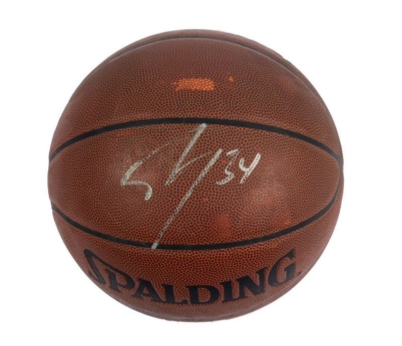 SHAQUILLE O'NEAL SIGNED BASKETBALL - PSA