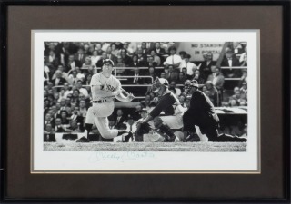 MICKEY MANTLE SIGNED PHOTOGRAPH - PSA