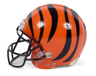 CINCINNATTI BENGALS GLEN STEELE 2000 GAME USED HELMET