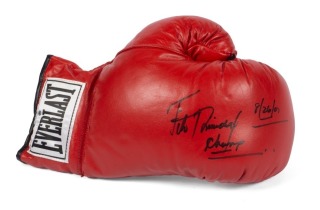 FELIX TRINIDAD SIGNED BOXING GLOVE