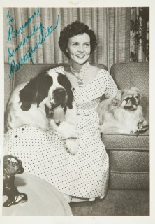 BETTY WHITE SIGNED IMAGE