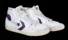 MAGIC JOHNSON 1985 GAME WORN AND SIGNED SHOES MEARS - 2