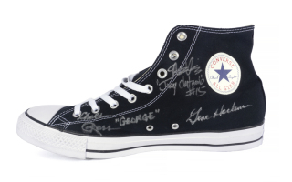 GENE HACKMAN AND HOOSIERS CAST SIGNED CONVERSE CHUCK TAYLOR ALL STAR SHOE