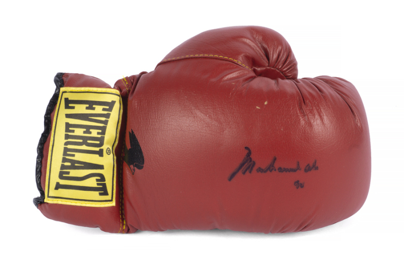 MUHAMMAD ALI 1990s SIGNED BOXING GLOVE