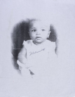MUHAMMAD ALI SIGNED BABY PICTURE PHOTOCOPY