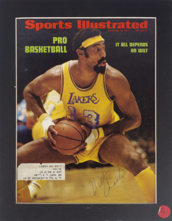 WILT CHAMBERLAIN SIGNED 1972 SPORTS ILLUSTRATED COVER