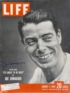 JOE DiMAGGIO SIGNED 1949 LIFE MAGAZINE