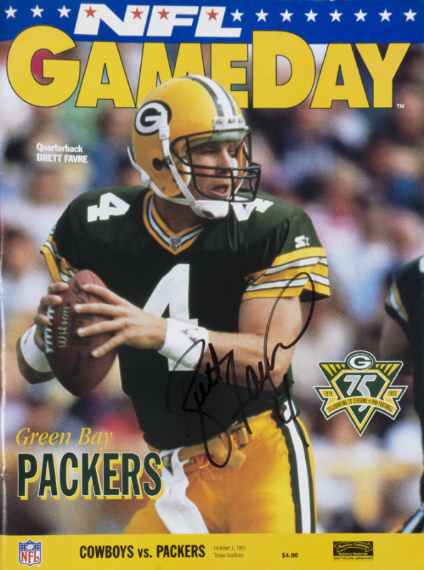 BRETT FAVRE SIGNED NFL GAMEDAY PROGRAM