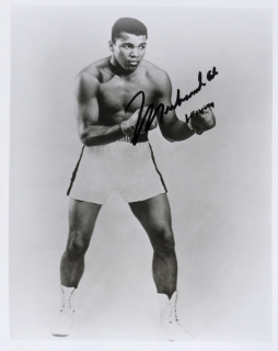 MUHAMMAD ALI SIGNED BOXING STANCE PHOTOGRAPH