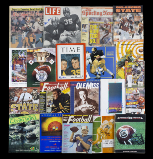 COLLEGE FOOTBALL SIGNED PUBLICATIONS GROUP OF 20